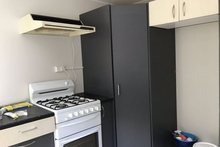 Photo of property in 35b Sartors Avenue, Northcross, Auckland, 0630