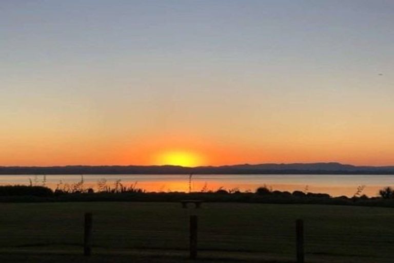 Photo of property in 337d Clarks Beach Road, Clarks Beach, Pukekohe, 2679