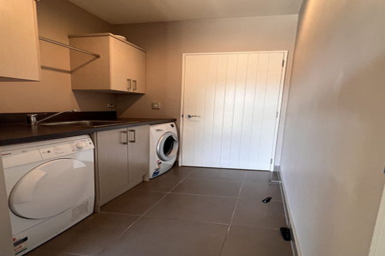 Photo of property in 33 Millstream Drive, Northwood, Christchurch, 8051