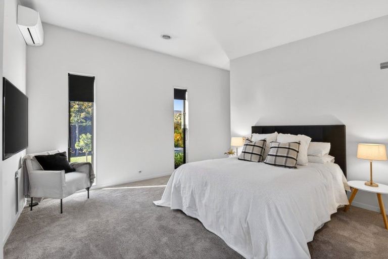 Photo of property in 27 Jervois Road, Jervoistown, Napier, 4112
