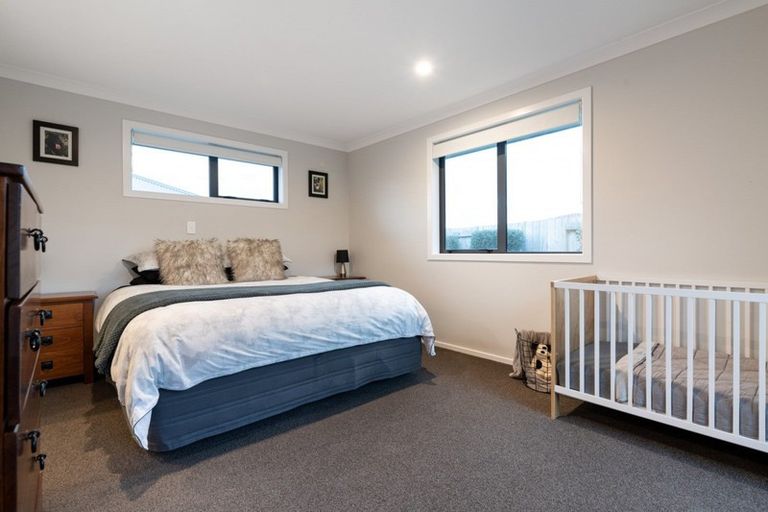 Photo of property in 8 Macloughlin Drive, Te Puke, 3119