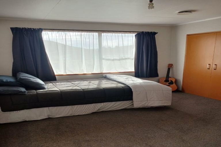 Photo of property in 35 Halsey Street, Clinton, 9534