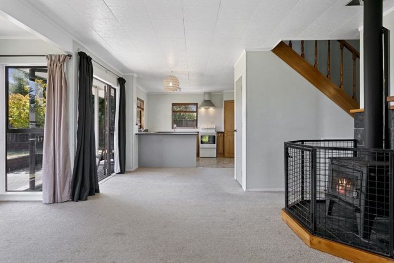 Photo of property in 24 Invergarry Road, Hilltop, Taupo, 3330