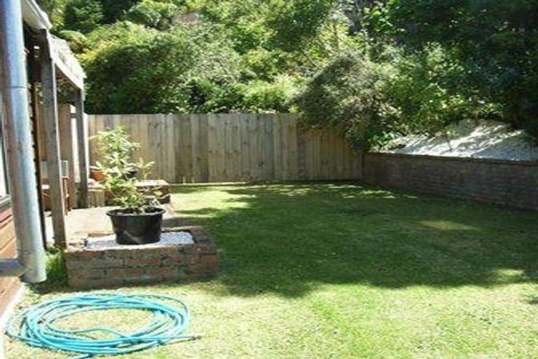 Photo of property in 8 Swadel Way, Karori, Wellington, 6012