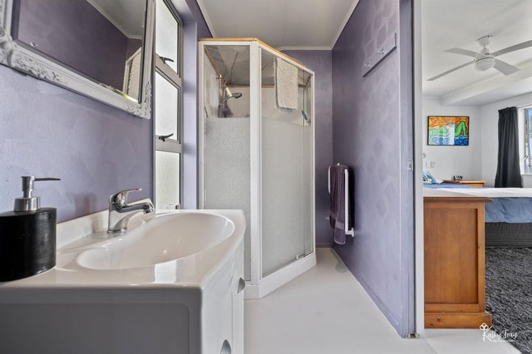 Photo of property in 13 Bayly Street, Baylys Beach, Dargaville, 0377