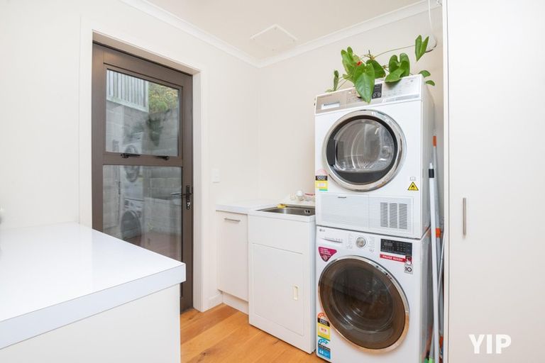 Photo of property in 21 Comber Place, Johnsonville, Wellington, 6037