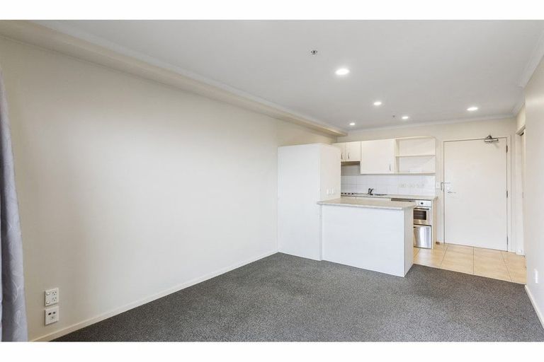 Photo of property in 4d/18 Ronwood Avenue, Manukau, Auckland, 2104
