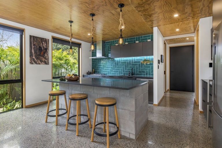 Photo of property in 59 The Circle, Manly, Whangaparaoa, 0930
