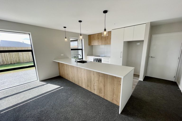 Photo of property in 16 Burrow Street, Rolleston, 7614