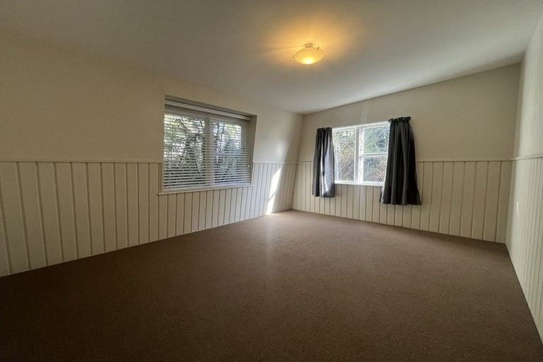 Photo of property in 82 Moeraki Road, Maoribank, Upper Hutt, 5018