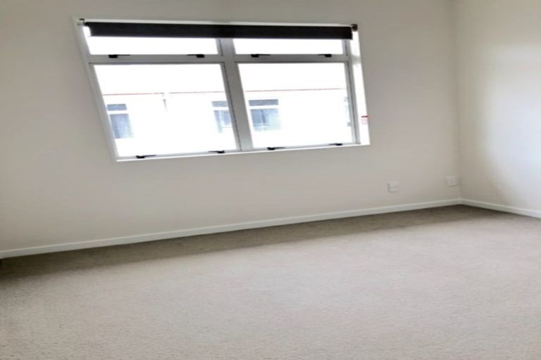 Photo of property in 10/44 Carlos Drive, Flat Bush, Auckland, 2016