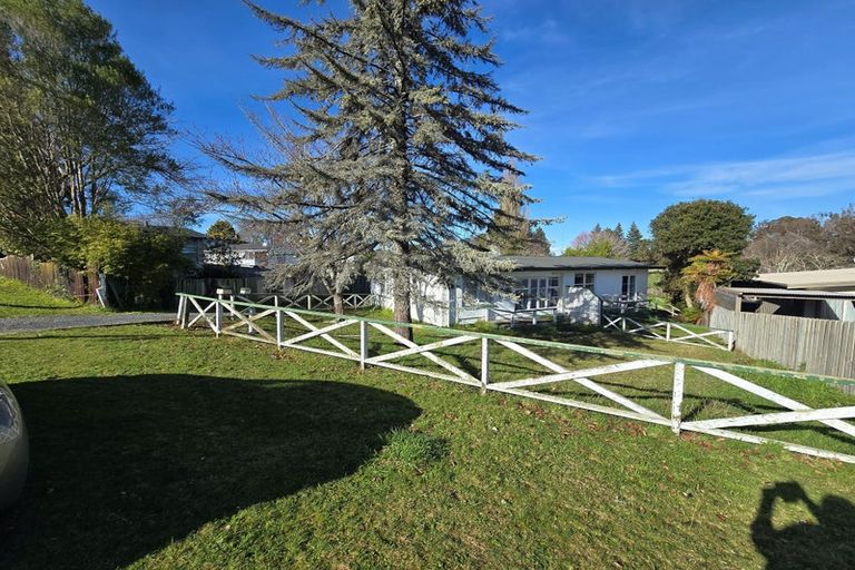 Photo of property in 99a Kawaha Point Road, Kawaha Point, Rotorua, 3010