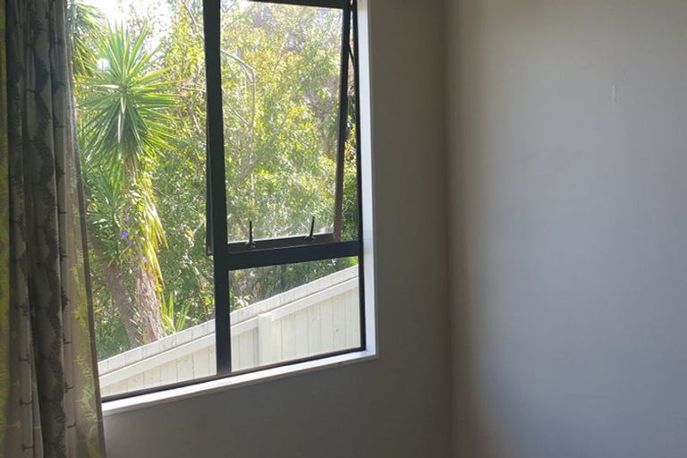 Photo of property in 53a Pleasant Road, Glen Eden, Auckland, 0602