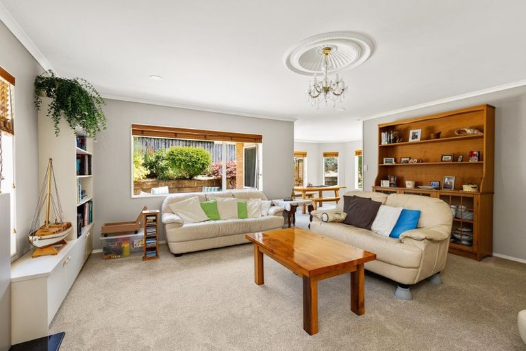 Photo of property in 55 Kath Hopper Drive, Orewa, 0931