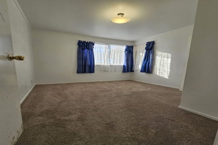 Photo of property in 1c Ebenezer Way, Clendon Park, Auckland, 2103