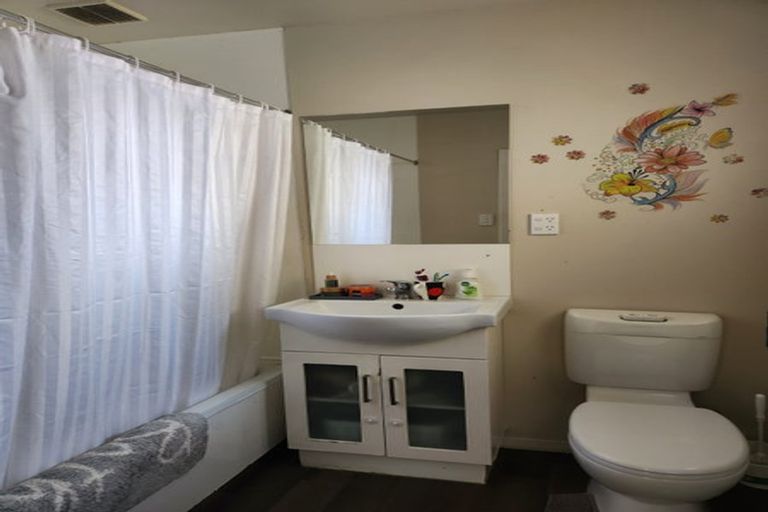 Photo of property in 17 Lytton Street, Feilding, 4702