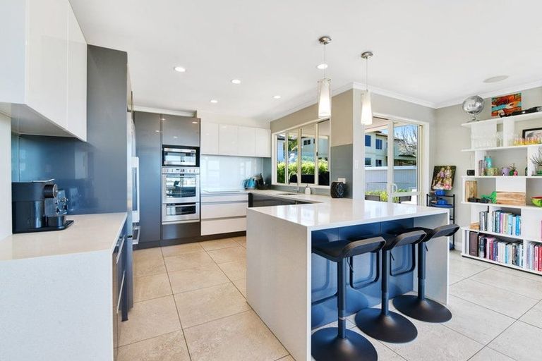 Photo of property in 56 Waldorf Crescent, Orewa, 0931