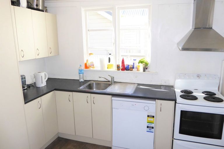 Photo of property in 7 Haddon Place, Dunedin Central, Dunedin, 9016