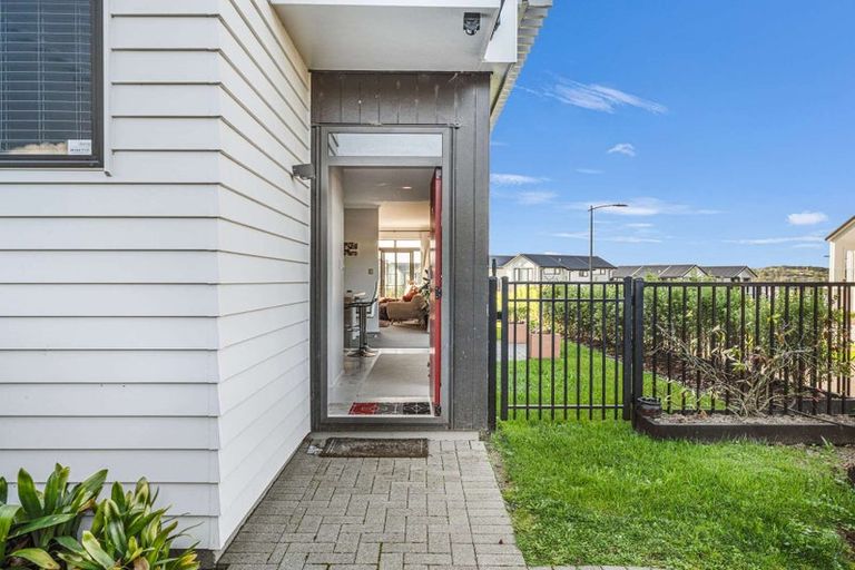 Photo of property in 13b Nellie Drive, Kumeu, 0810