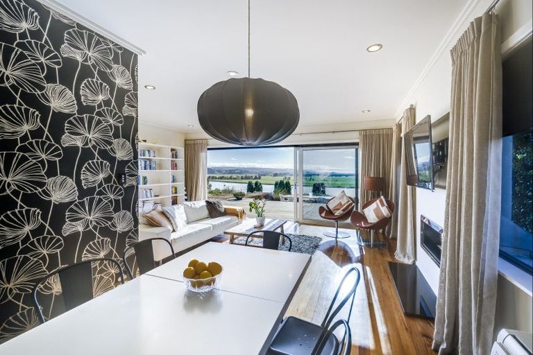 Photo of property in 292 Poraiti Road, Poraiti, Napier, 4182