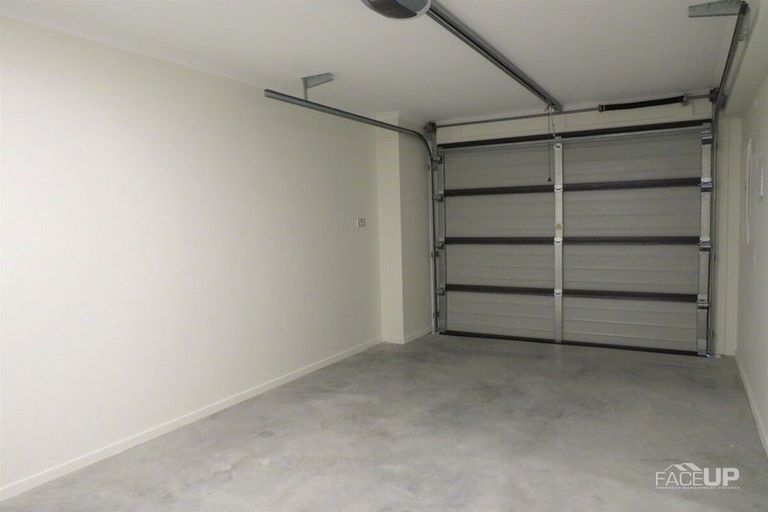 Photo of property in 465 Hobsonville Road, Hobsonville, Auckland, 0616