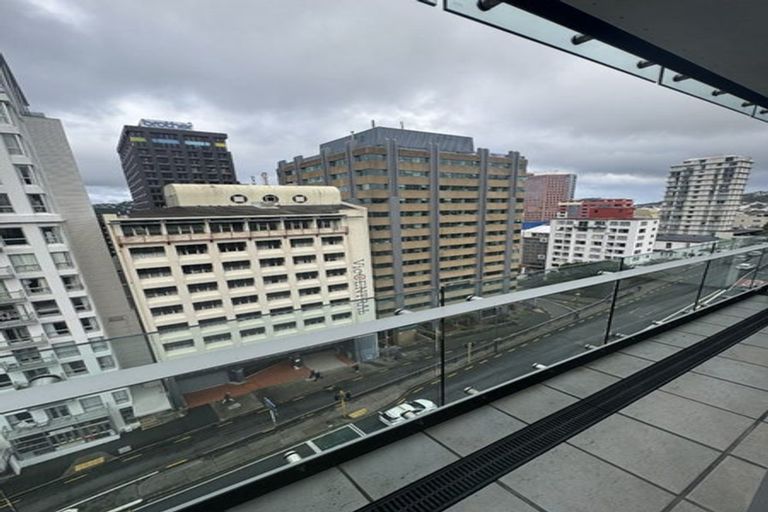 Photo of property in Montreaux Apartments, 9c/164 The Terrace, Wellington Central, Wellington, 6011