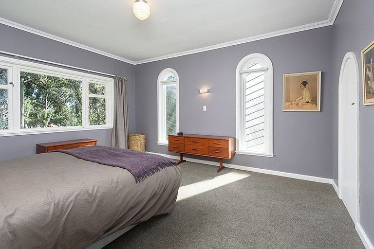 Photo of property in 33 Bentinck Avenue, Strathmore Park, Wellington, 6022