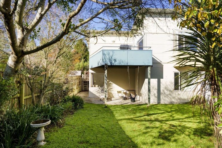 Photo of property in 20a Signal Hill Road, Opoho, Dunedin, 9010