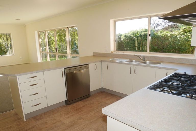 Photo of property in 120 Maui Pomare Road, Nikau Valley, Paraparaumu, 5032