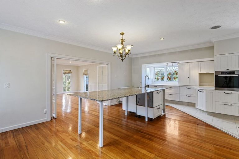 Photo of property in 218 Grahams Road, Burnside, Christchurch, 8053