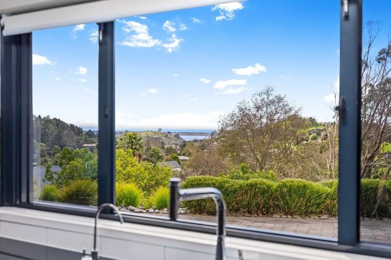 Photo of property in 135r Waikite Road, Welcome Bay, Tauranga, 3175
