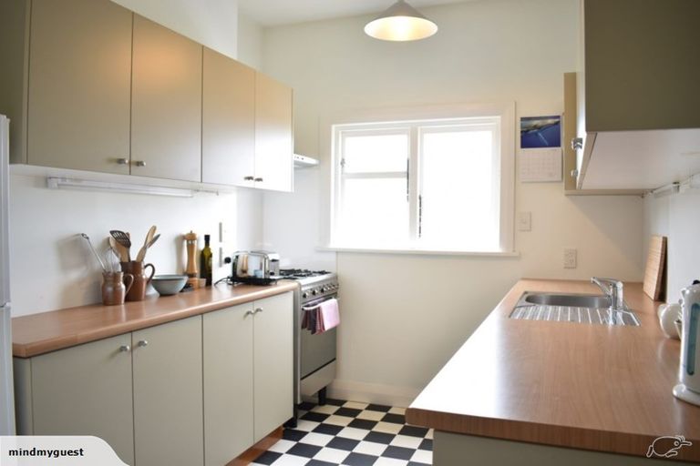 Photo of property in 56 Tanera Crescent, Brooklyn, Wellington, 6021