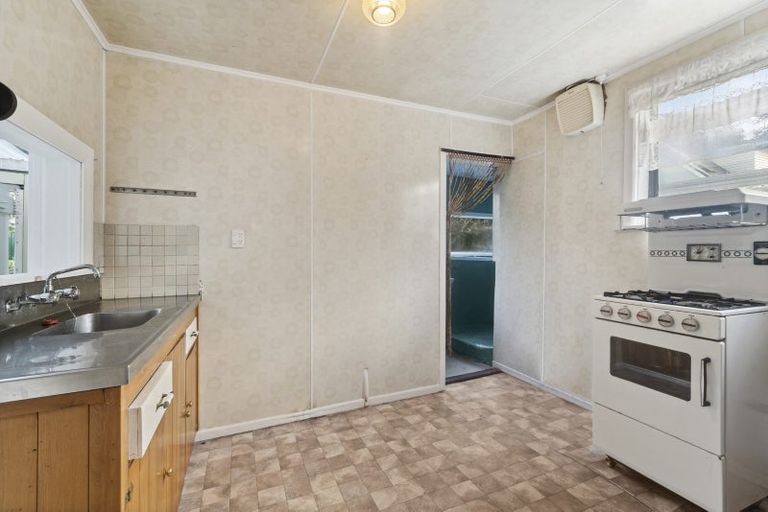 Photo of property in 68 Derwent Street, Island Bay, Wellington, 6023