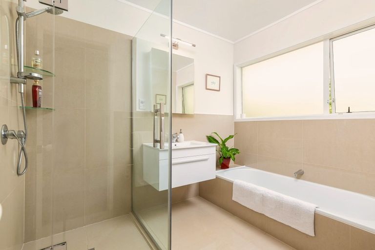 Photo of property in 66 Mountbatten Avenue, Hillcrest, Auckland, 0627