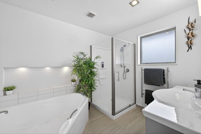 Photo of property in 5 Reka Street, Parklands, Christchurch, 8083