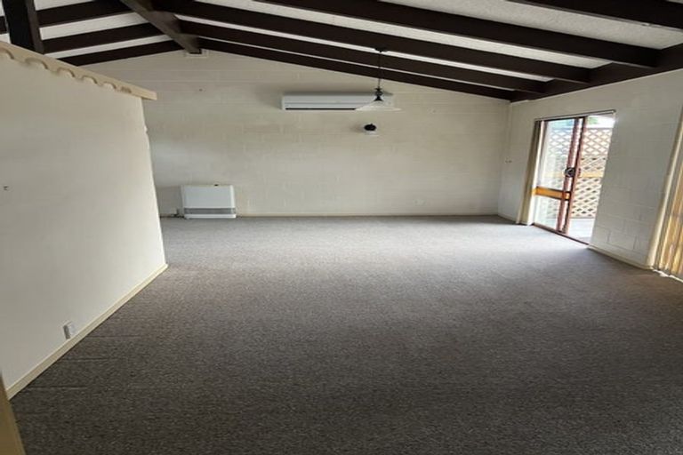 Photo of property in 3 Stuart Street, Levin, 5510