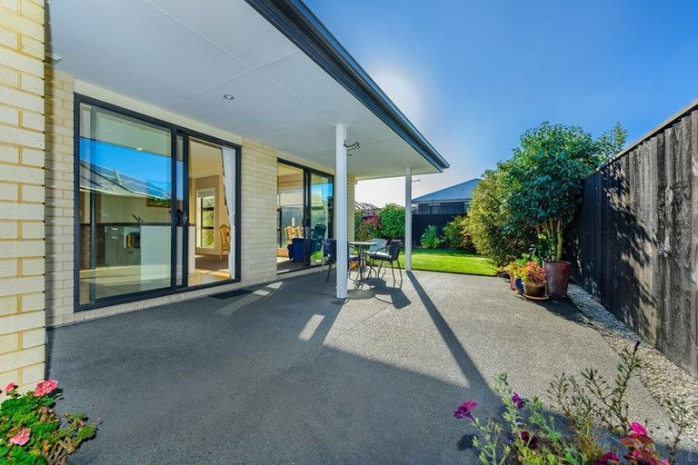 Photo of property in 7 Wisteria Lane, Rangiora, 7400