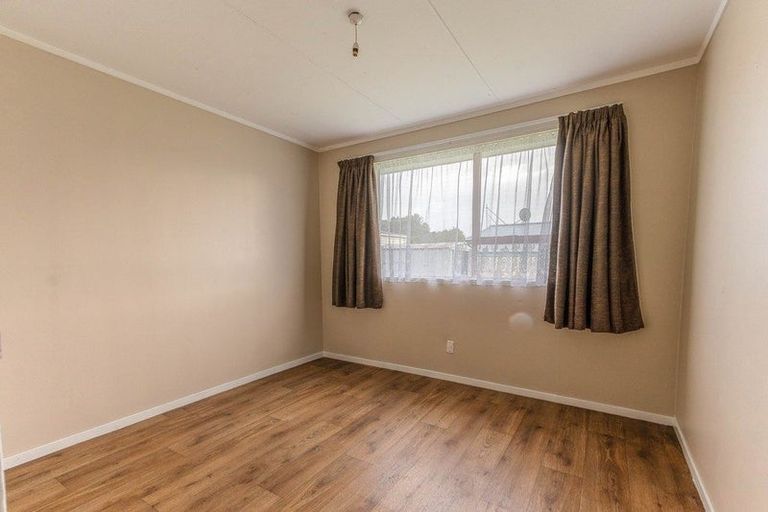 Photo of property in 29 Carson Street, Castlecliff, Whanganui, 4501