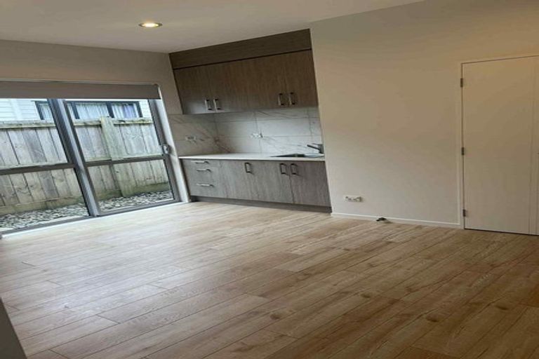 Photo of property in 12 Huarahi Pai Road, Huapai, Kumeu, 0810