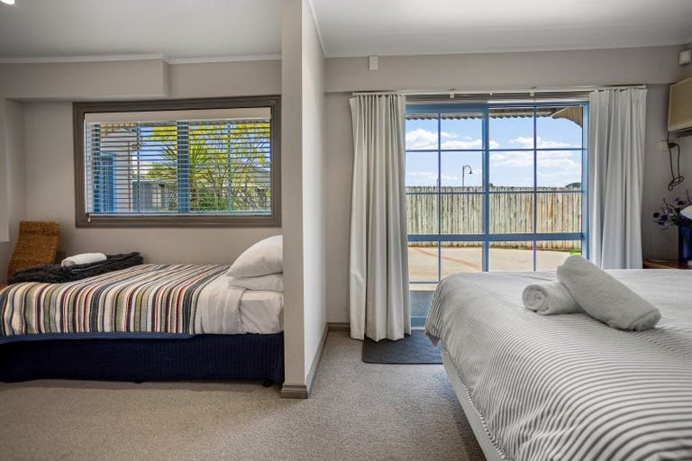 Photo of property in 5 Pipi Dune, Whitianga, 3510