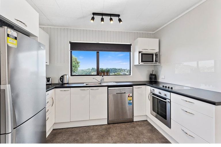 Photo of property in 43 Mercury Way, Whitby, Porirua, 5024