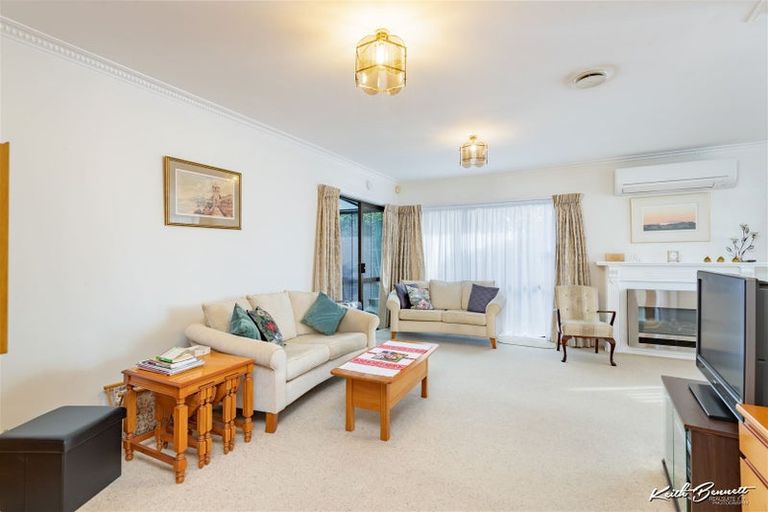 Photo of property in 1 Stellin Street, Boulcott, Lower Hutt, 5011