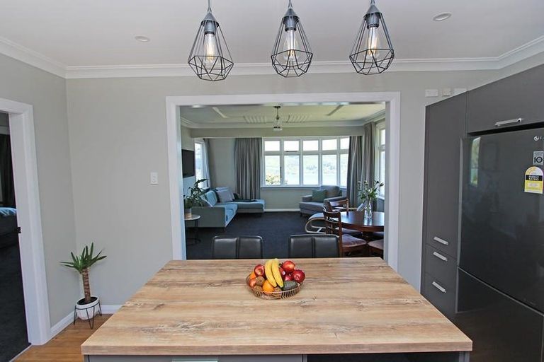 Photo of property in 15 Monowai Road, Ravensbourne, Dunedin, 9022