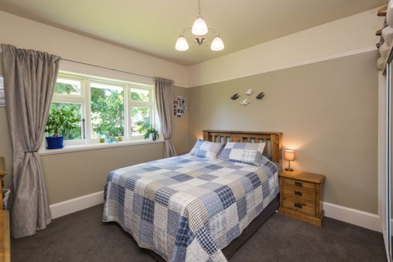 Photo of property in 35 North Parade, Richmond, Christchurch, 8013