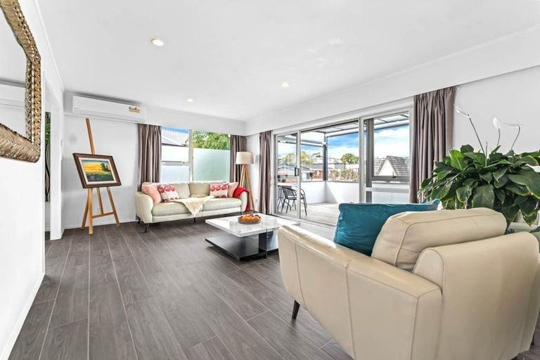 Photo of property in 4 Bacot Place, Howick, Auckland, 2014