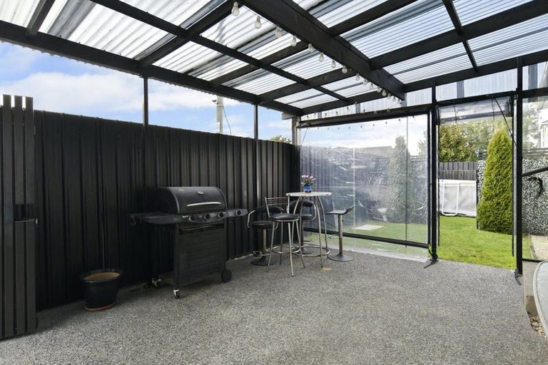 Photo of property in 2/92a Randolph Street, Woolston, Christchurch, 8062