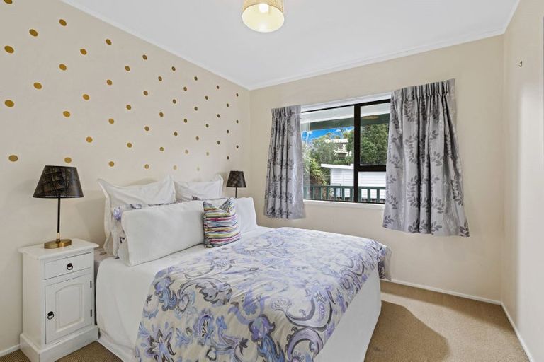 Photo of property in 2/130 Glamorgan Drive, Torbay, Auckland, 0630