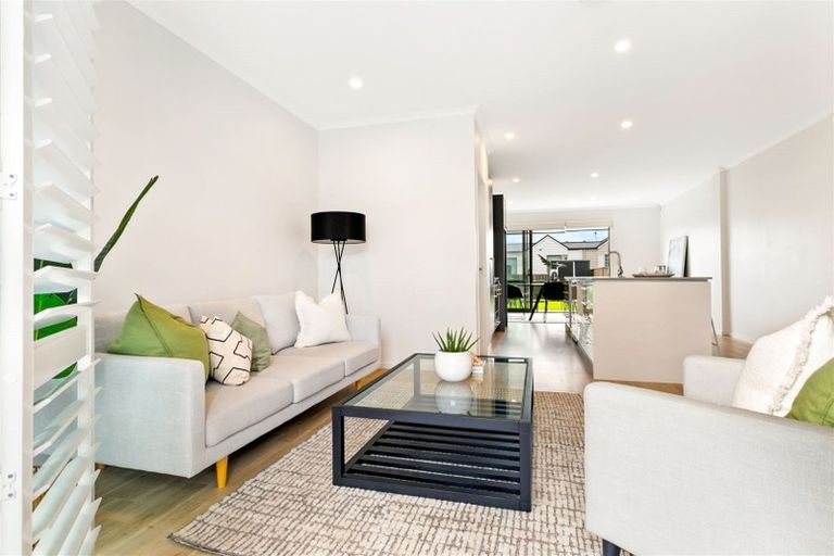 Photo of property in 5 Plover Road, Hobsonville, Auckland, 0616