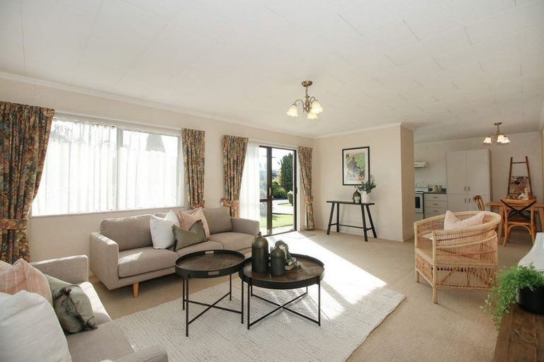 Photo of property in 16a Oaklea Avenue, Marton, 4710