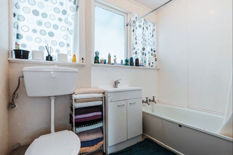 Photo of property in 39 Hingaia Street, Turangi, 3334